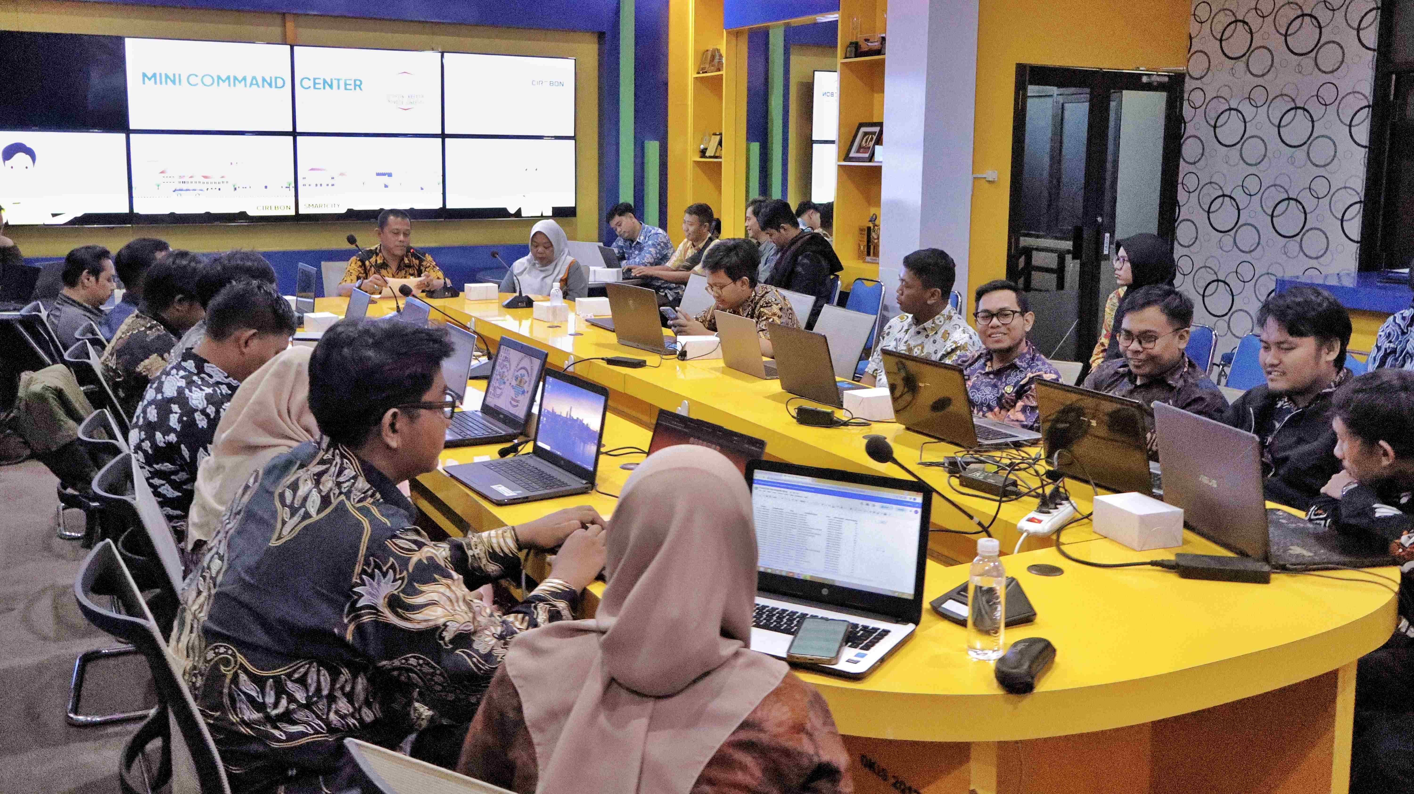 Penguatan Pengolahan dan Visualisasi Data untuk Meningkatkan Kualitas Statistik Sektoral di Lingkungan Pemkot Cirebon